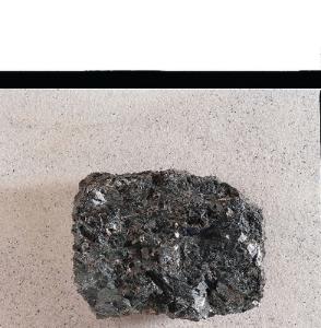 Ward's® Hornblende (Crystalline)