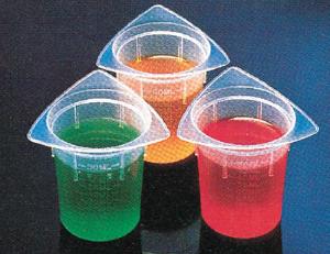 Medegen Tri-Pour Beakers